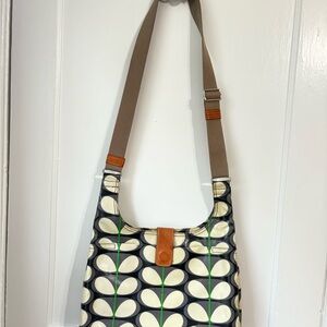 Stylish Cream and Black Women's Bag